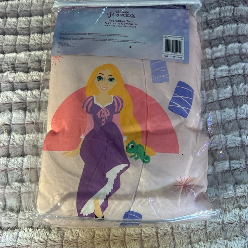 Disney Princess Microfiber Twin Reversible Comfort Reversible 2- In 1